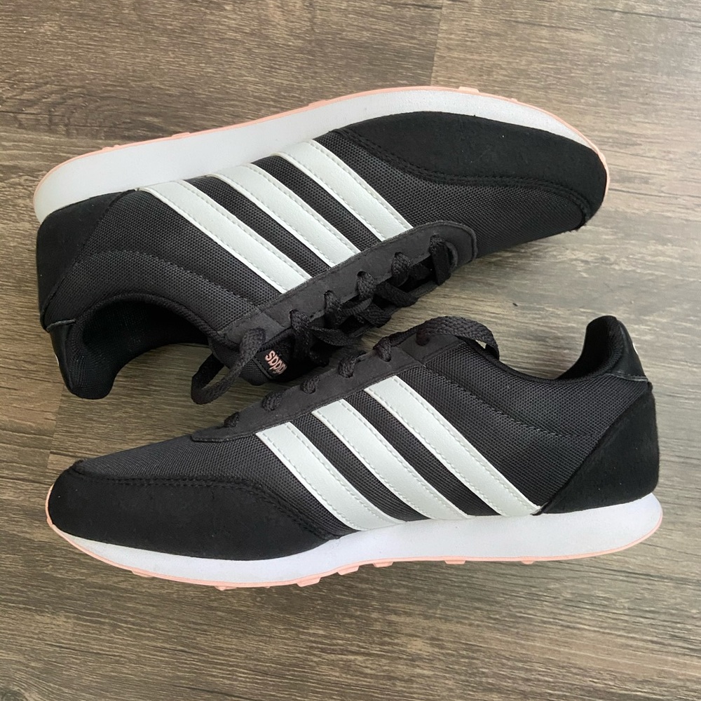 Adidas tennis shoes